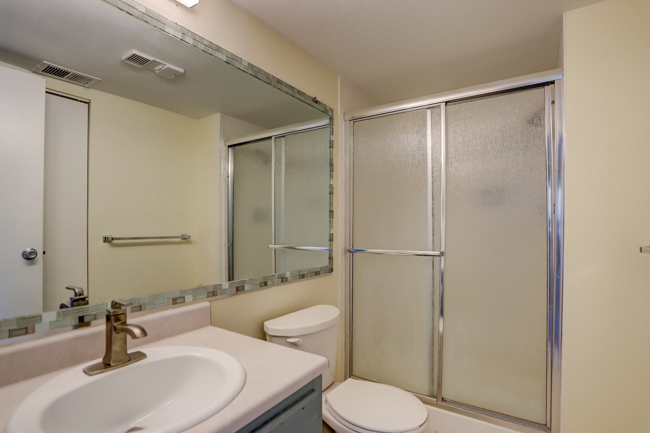 Second bathroom with shower, Denver condo for rent